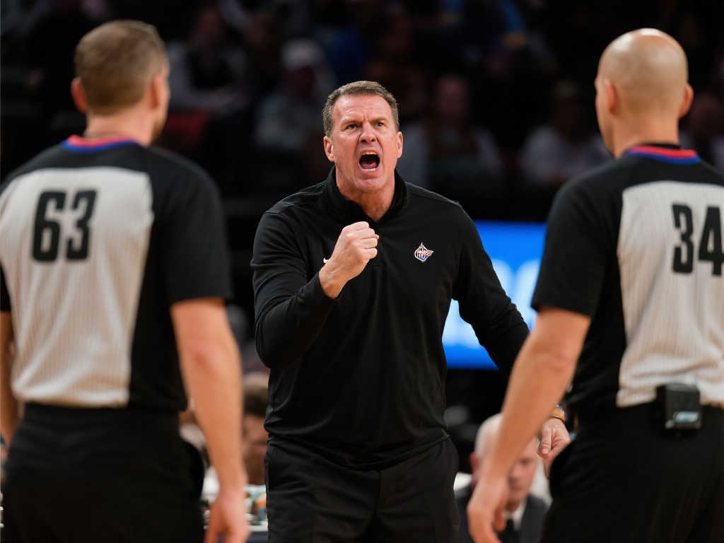 轮比赛更是 轮比赛更是